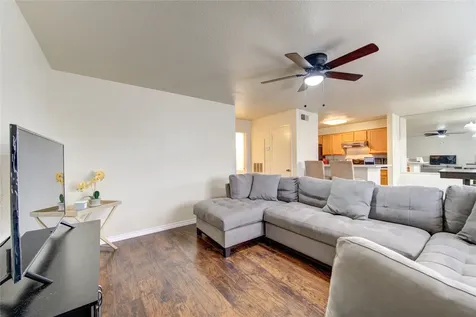 8245 Creekbend Drive Houston TX 77071
