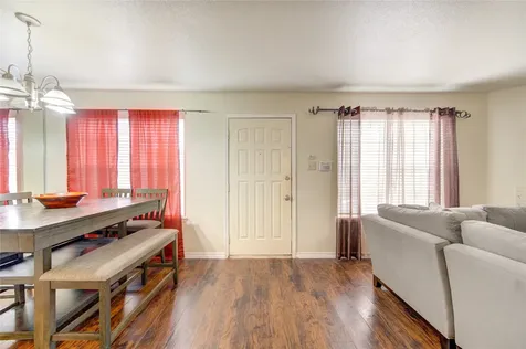 8245 Creekbend Drive Houston TX 77071