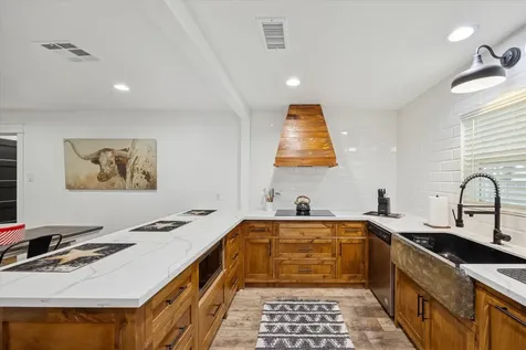 5225 E 5th Street Katy TX 77493