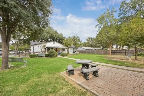 5225 E 5th Street Katy TX 77493