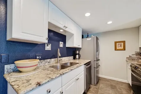 5204 Arboles Drive B Houston TX 77035