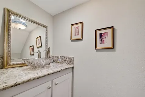 5204 Arboles Drive B Houston TX 77035