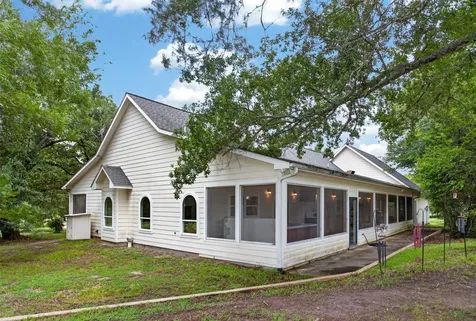 550 N Commerce Street Lovelady TX 75851