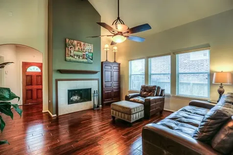 66 W Spindle Tree Circle The Woodlands TX 77382