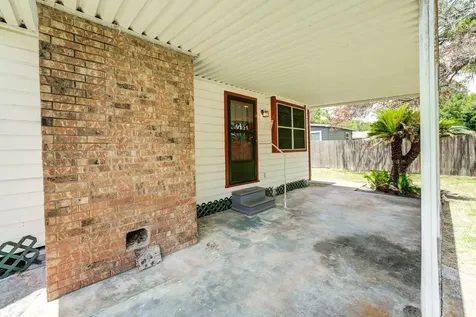 305 Yaupon Street Sweeny TX 77480