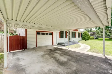 305 Yaupon Street Sweeny TX 77480
