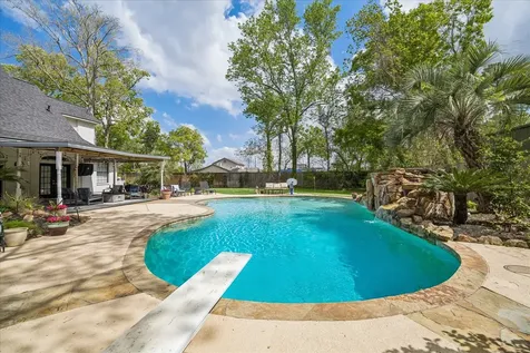 4110 Long Leaf Lane Kingwood TX 77365