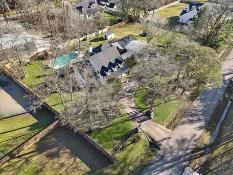 4110 Long Leaf Lane Kingwood TX 77365