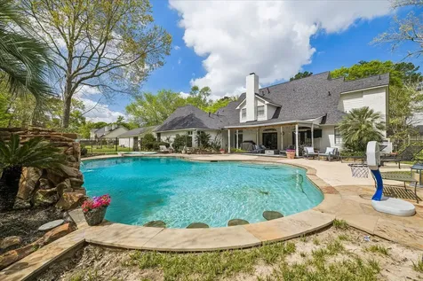 4110 Long Leaf Lane Kingwood TX 77365