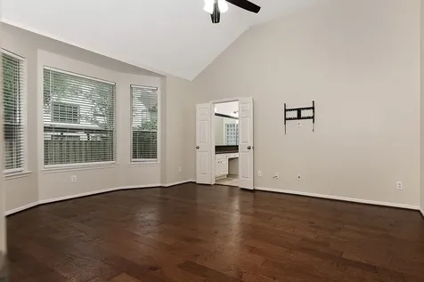 174 S Winterport Circle The Woodlands TX 77382