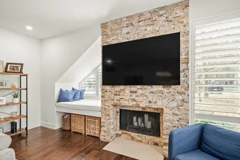 308 Litchfield Lane Houston TX 77024