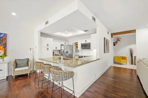 308 Litchfield Lane Houston TX 77024