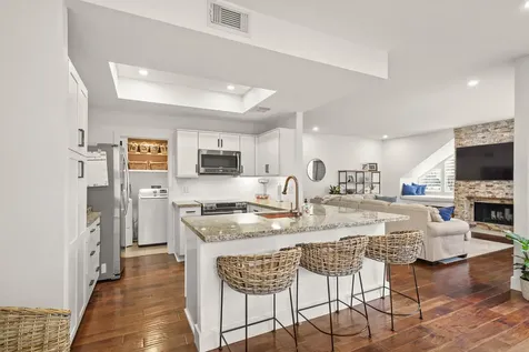 308 Litchfield Lane Houston TX 77024