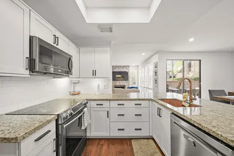 308 Litchfield Lane Houston TX 77024