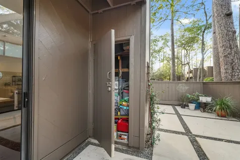 308 Litchfield Lane Houston TX 77024