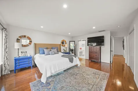 308 Litchfield Lane Houston TX 77024