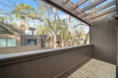 308 Litchfield Lane Houston TX 77024