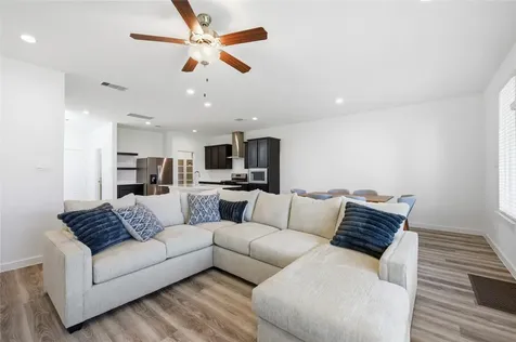 2919 Crown Gate Drive Houston TX 77047