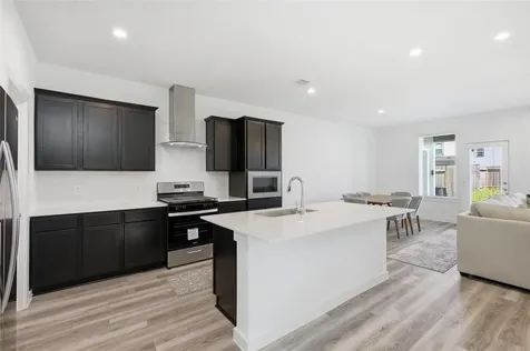 2919 Crown Gate Drive Houston TX 77047