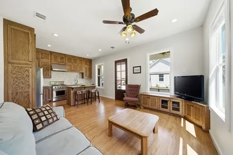 941 Judiway Street Houston TX 77018
