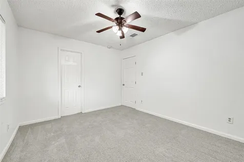 622 N 13th Street La Porte TX 77571