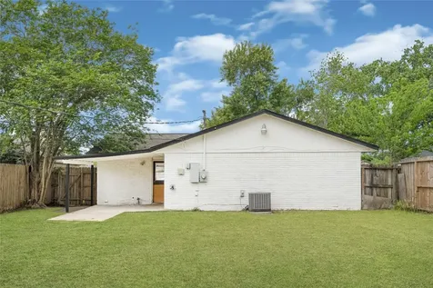 622 N 13th Street La Porte TX 77571