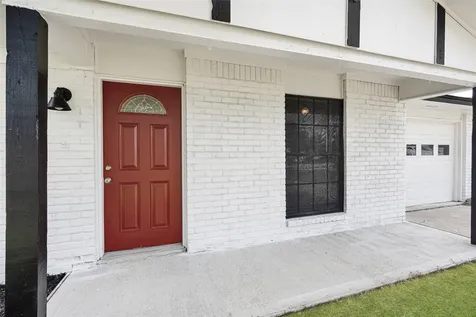 622 N 13th Street La Porte TX 77571