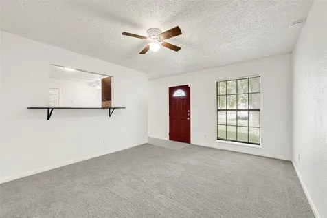 622 N 13th Street La Porte TX 77571