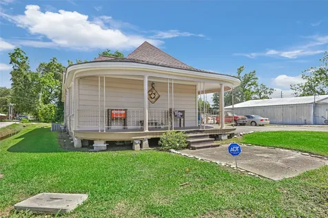 311 Depot Street Dayton TX 77535