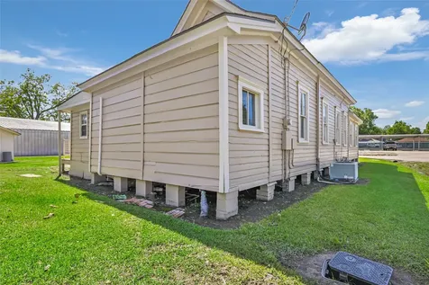 311 Depot Street Dayton TX 77535