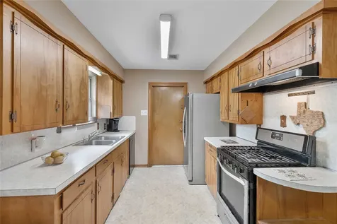 2704 Sweetgum Street Street Pasadena TX 77502