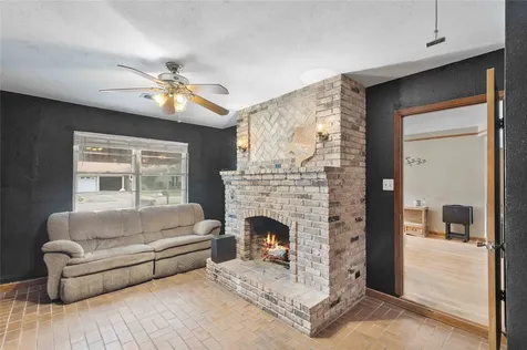 2704 Sweetgum Street Street Pasadena TX 77502