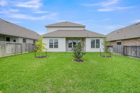 1069 Clearwood Drive Montgomery TX 77316
