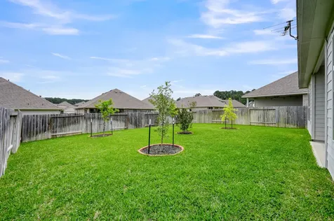 1069 Clearwood Drive Montgomery TX 77316