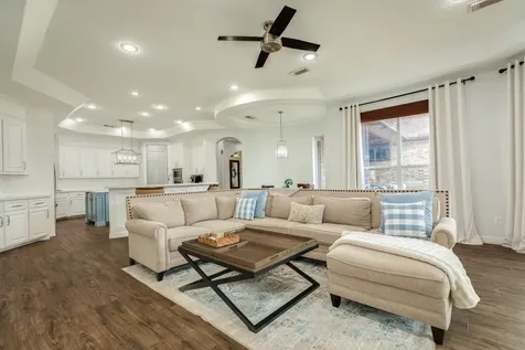 110 Spanish Oak Circle Lake Jackson TX 77566