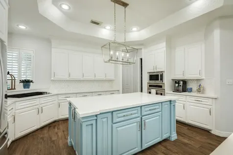 110 Spanish Oak Circle Lake Jackson TX 77566
