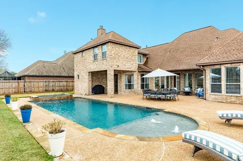 110 Spanish Oak Circle Lake Jackson TX 77566