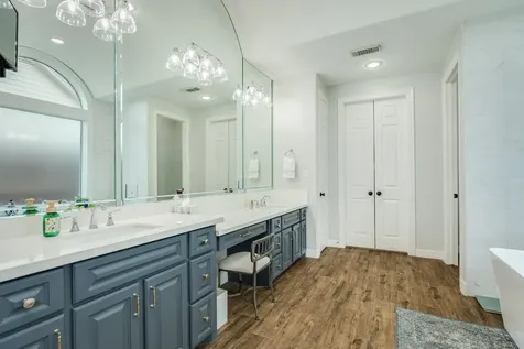 110 Spanish Oak Circle Lake Jackson TX 77566