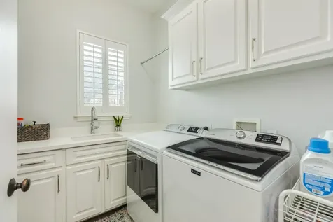 110 Spanish Oak Circle Lake Jackson TX 77566