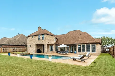 110 Spanish Oak Circle Lake Jackson TX 77566