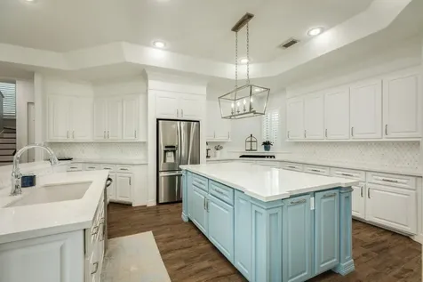 110 Spanish Oak Circle Lake Jackson TX 77566