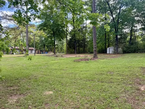 505 Ivanhoe Drive W Woodville TX 75979