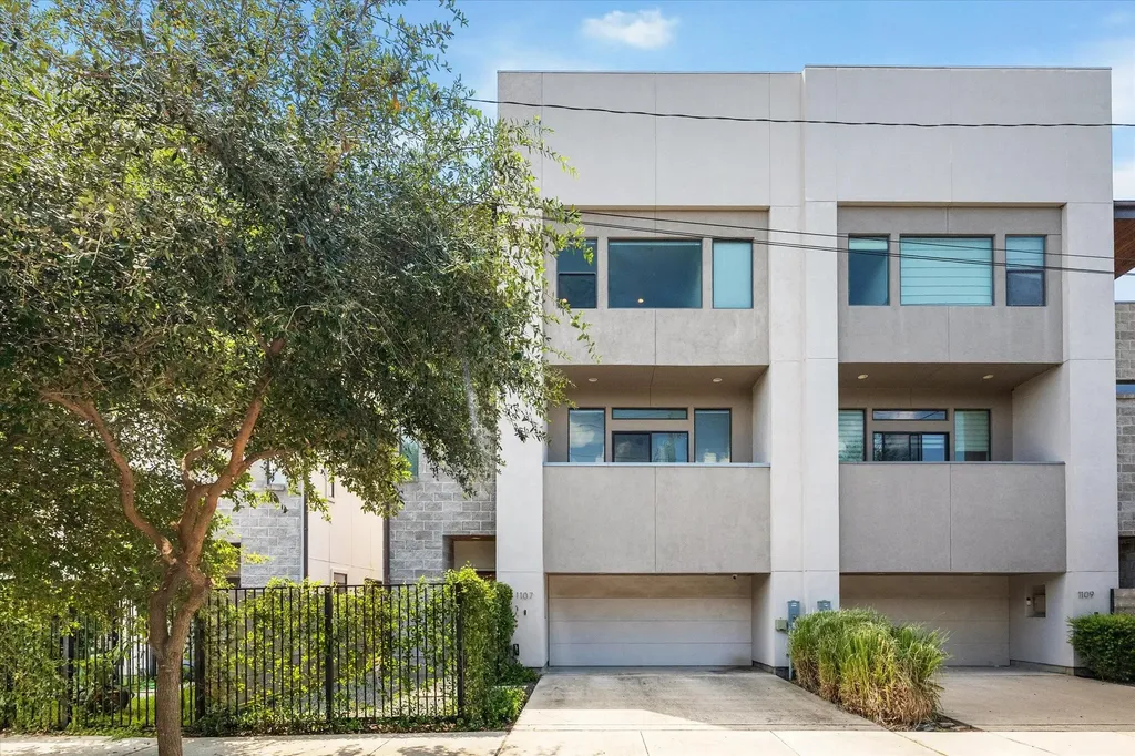 1107 Bonner Street Houston TX 77007