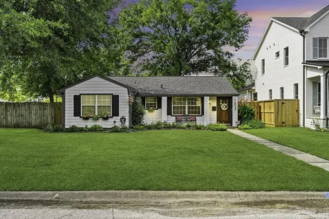 1803 Woodcrest Drive Houston TX 77018