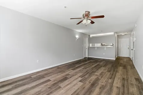 517 Southwest Parkway 204 College Station TX 77840