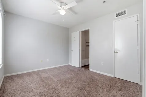 517 Southwest Parkway 204 College Station TX 77840