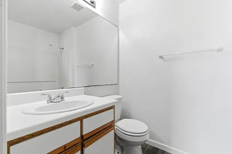 517 Southwest Parkway 204 College Station TX 77840