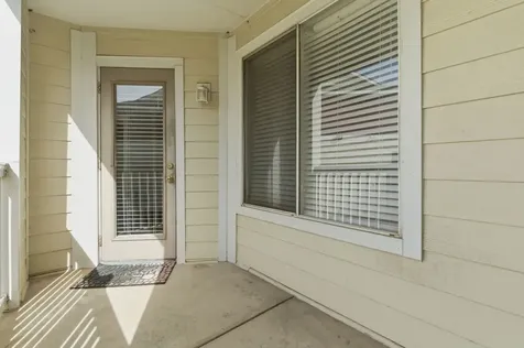 517 Southwest Parkway 204 College Station TX 77840