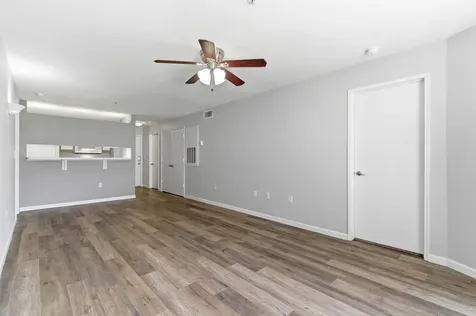 517 Southwest Parkway 204 College Station TX 77840