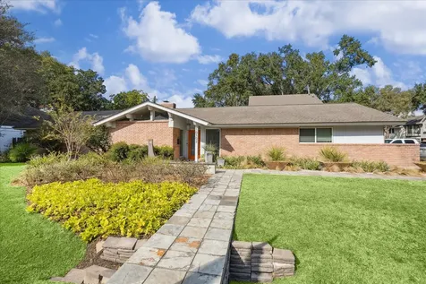 10102 Knoboak Drive Houston TX 77080